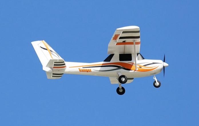Ranger 850mm PNP FMS avec gyro  Débutant / Trainer
