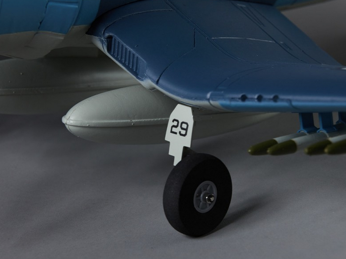 Warbird F4U Corsair bleu PNP 750mm Derbee Warbird