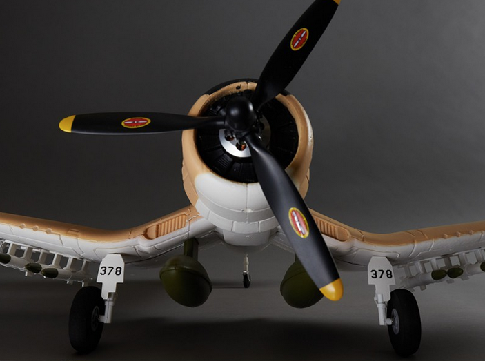 Warbird F4U Corsair jaune PNP 750mm Derbee Warbird