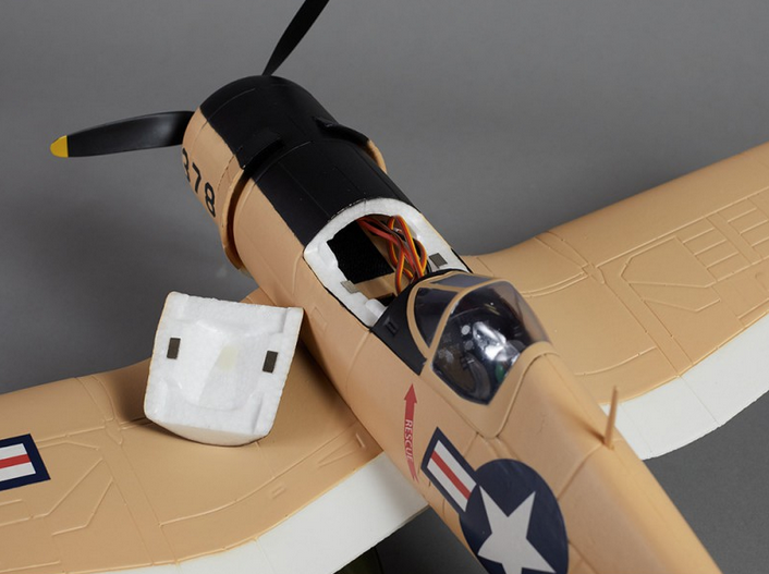 Warbird F4U Corsair jaune PNP 750mm Derbee Warbird