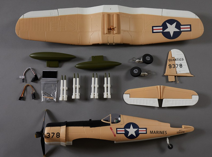 Warbird F4U Corsair jaune PNP 750mm Derbee Warbird