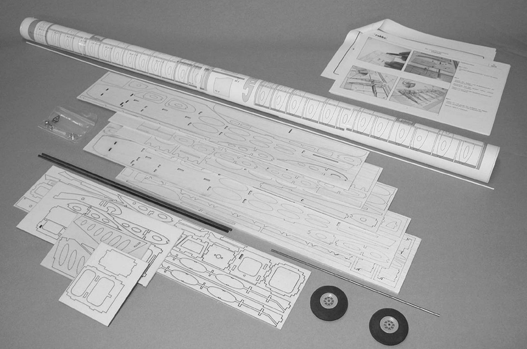 Charter XS à construire 810mm Robbe Débutant / Trainer