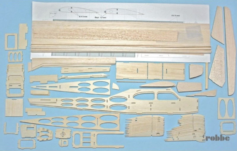 Charter Classic à construire 1470mm Robbe