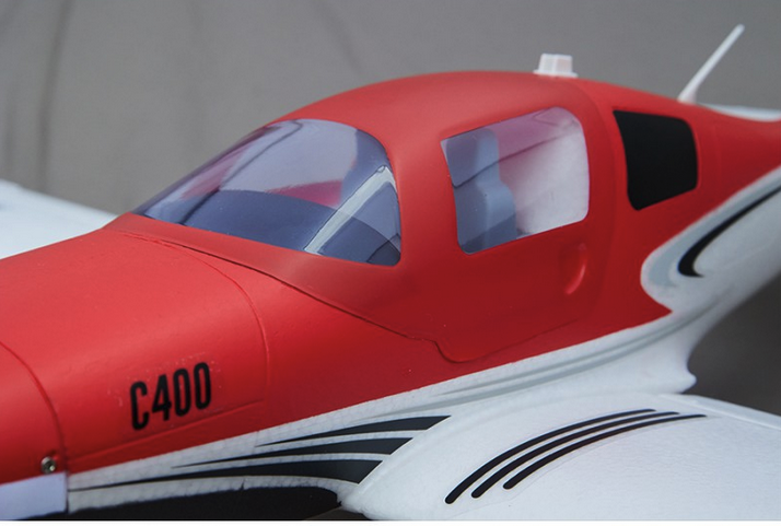 C400 1100mm Rouge PNP Derbee Débutant / Trainer