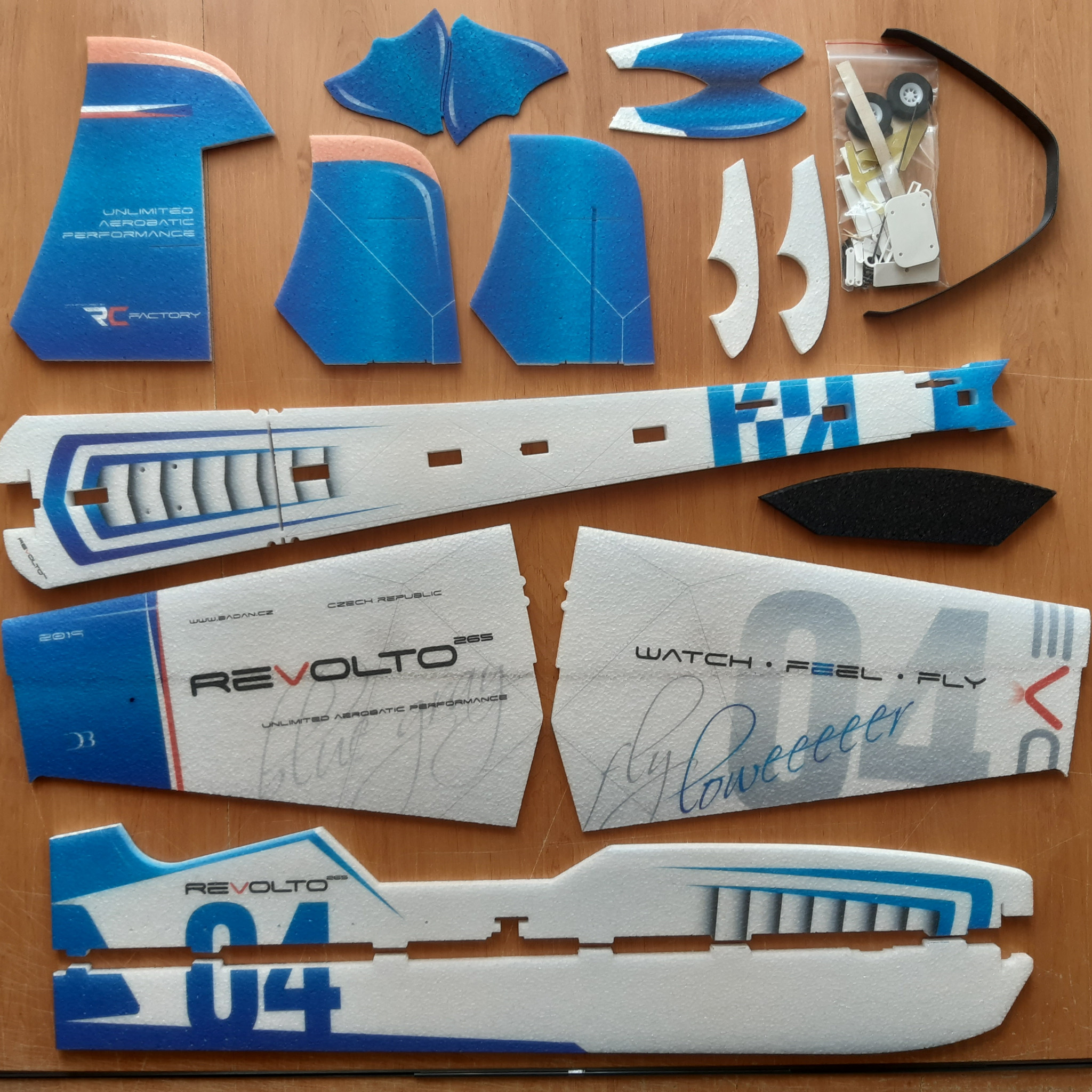 Revolto vert 1020mm rc Factory 